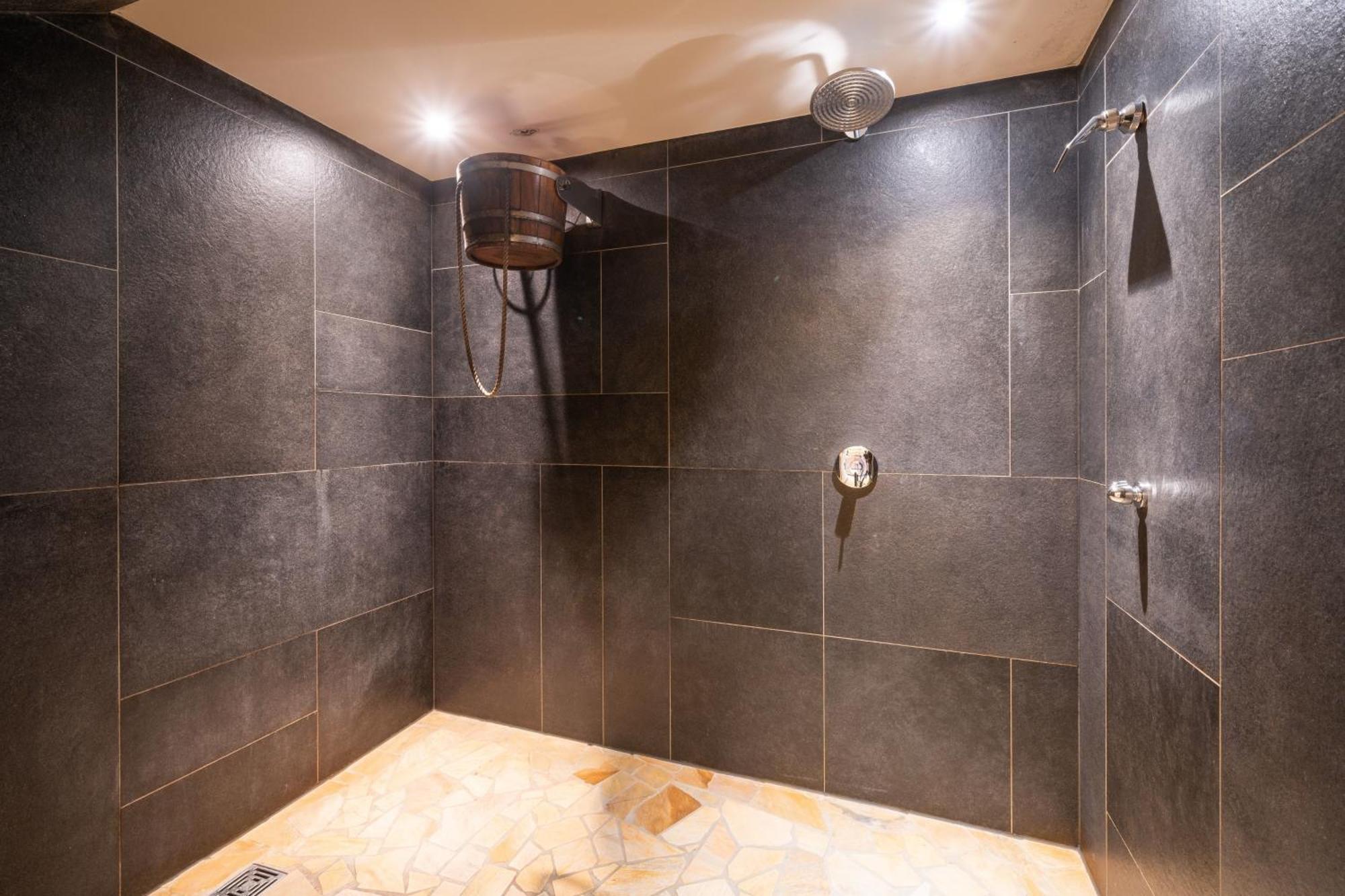 Wohnung Edelweiss Direkt In 4 Sterne Hotel Beatenberg Buitenkant foto